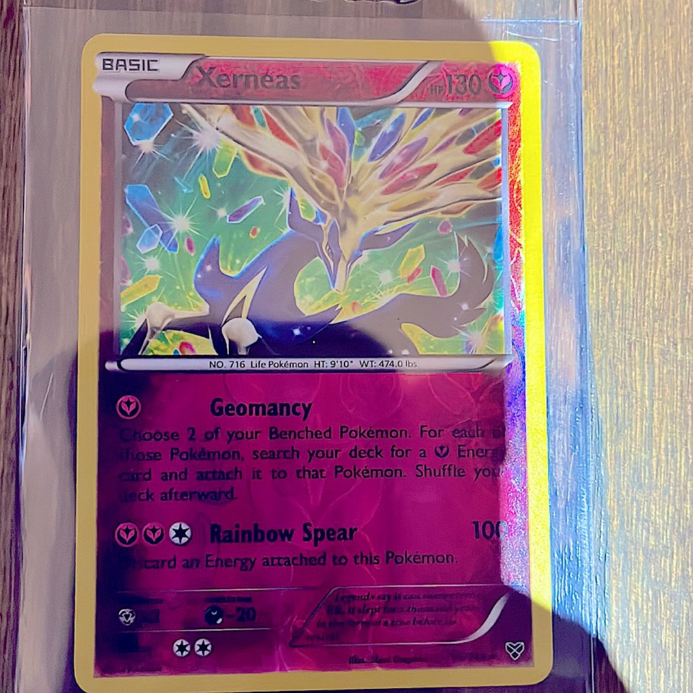 Xerneas Holo Pokémon Card. Super cool+Great Gift+Good Price.